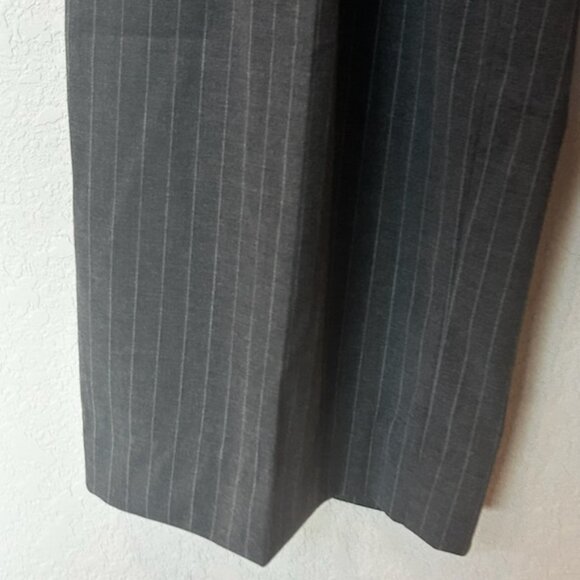 NWOT Super Soft Wide Leg Gray White Pinstripe Pants Trousers - Picture 4 of 6